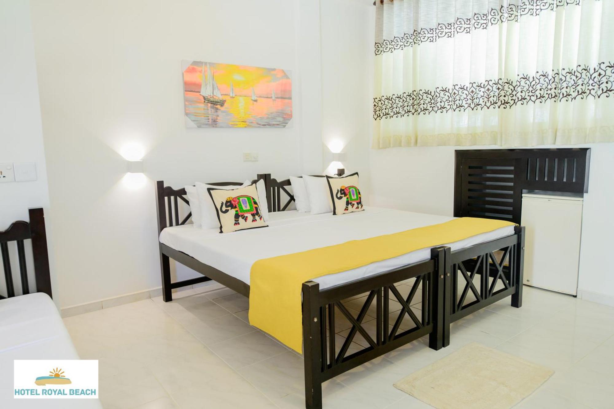 Royal Beach Hotel & Restaurant Hikkaduwa Buitenkant foto